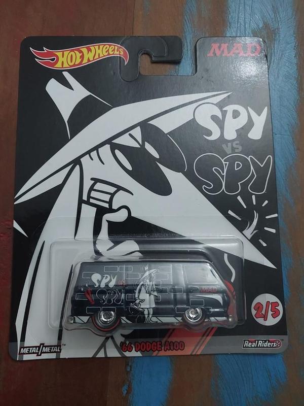 Hot Wheels Premium 66 Dodge A100 Spy Spy Black Mad Maganize